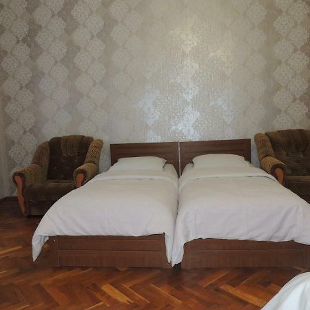 Blue Guesthouse Степанцмінда Екстер'єр фото