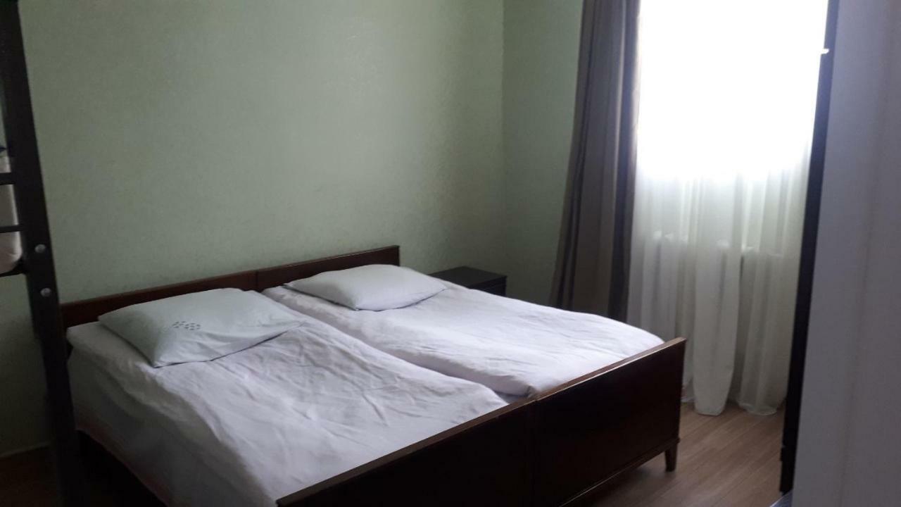 Blue Guesthouse Степанцмінда Екстер'єр фото